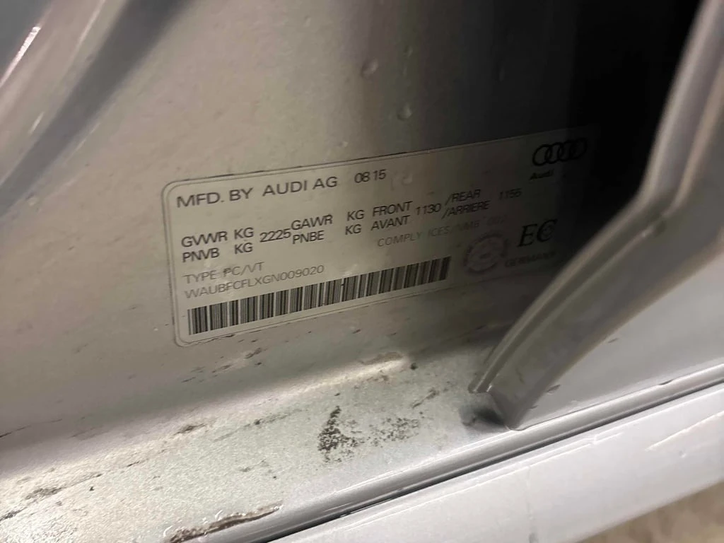 Audi A4 Komfort plus /CARFAX /Heated seats/Keyless - изображение 9