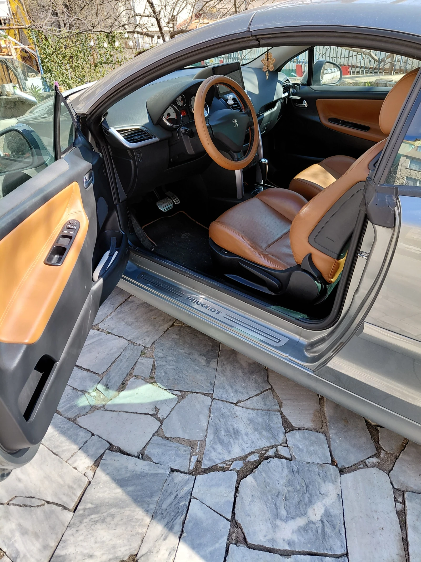 Peugeot 207 1.6, снимка 3 - Автомобили и джипове - 53610829