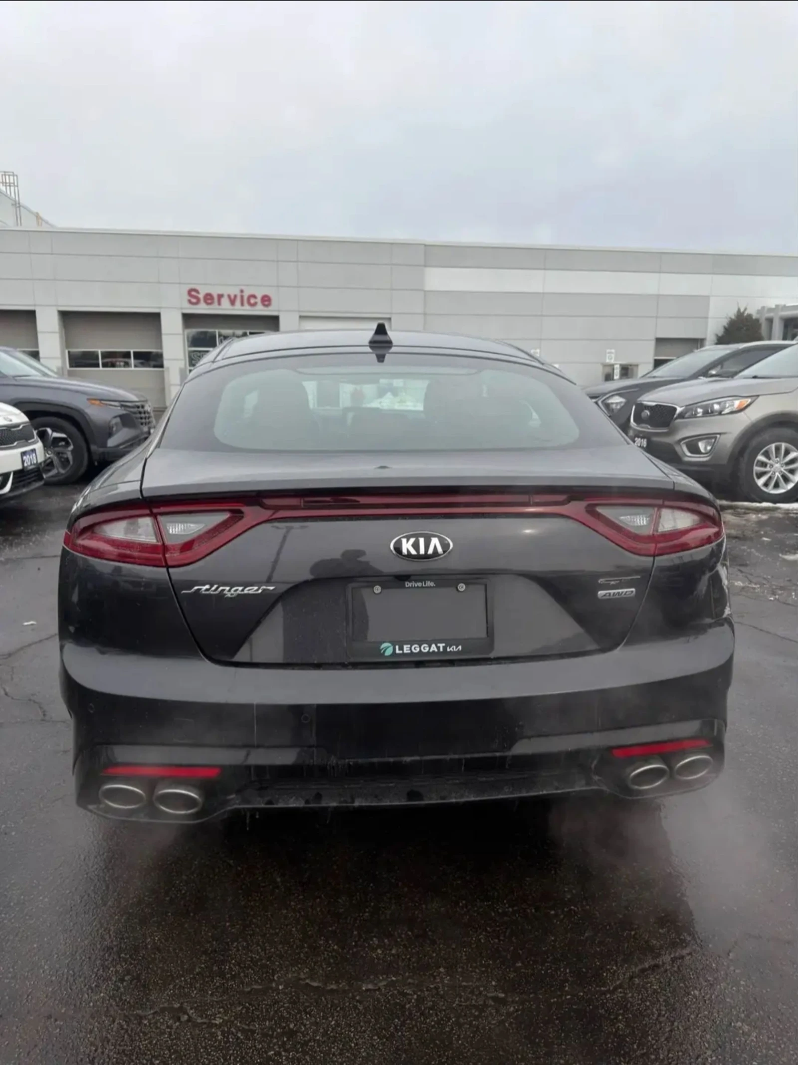 Kia Stinger 2021/3.3T/PANO/ОБДУХ/ПОДГРЕВ/360/ЧИСТ КАРФАКС, снимка 2 - Автомобили и джипове - 53802181