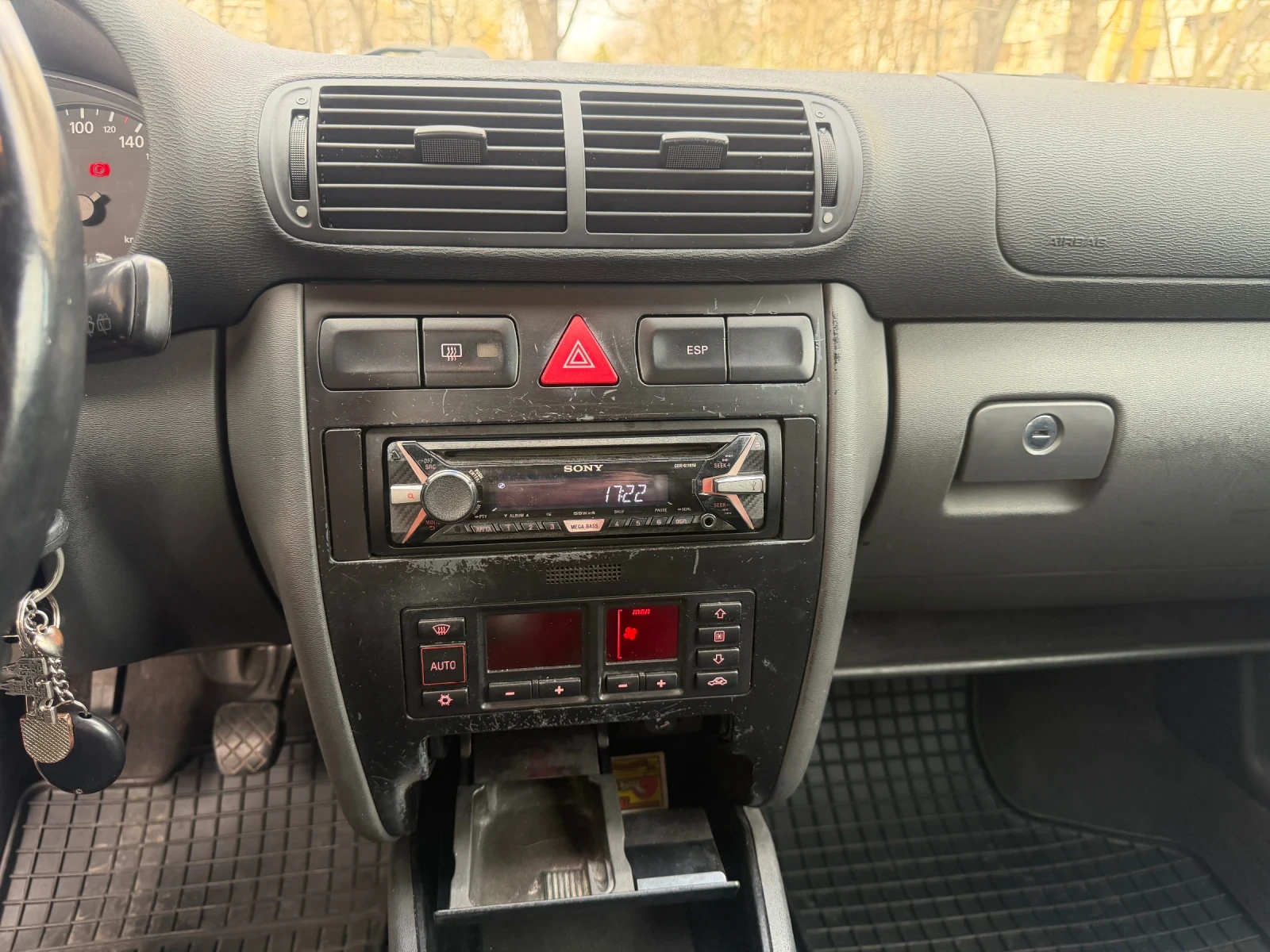 Audi A3 1.6 101���� 1�� ����������, 3 �����  | Mobile.bg � ����������� 14