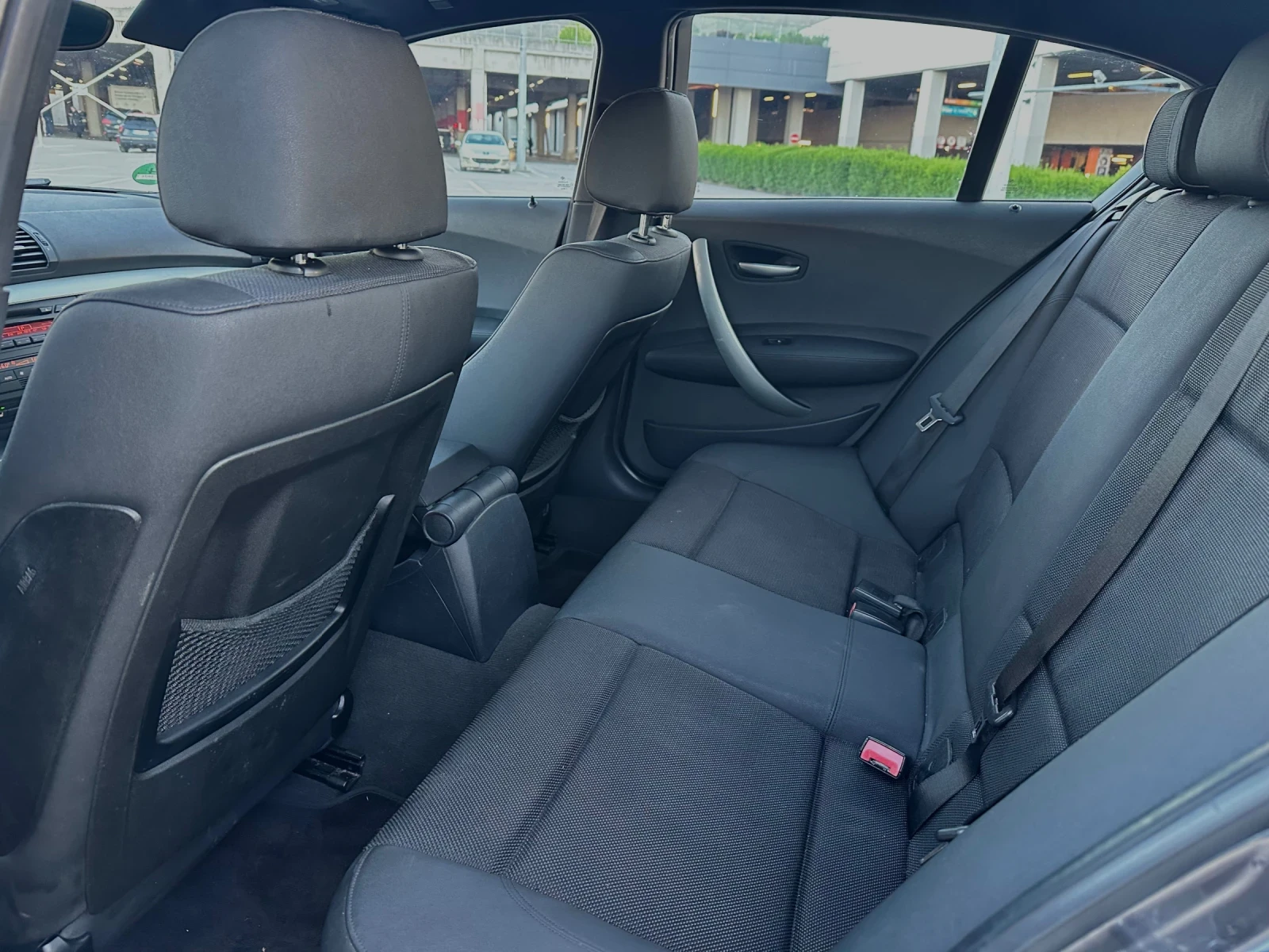 BMW 120 D ///M-PAKET Keyless&Go 163hp, снимка 11 - Автомобили и джипове - 54916952