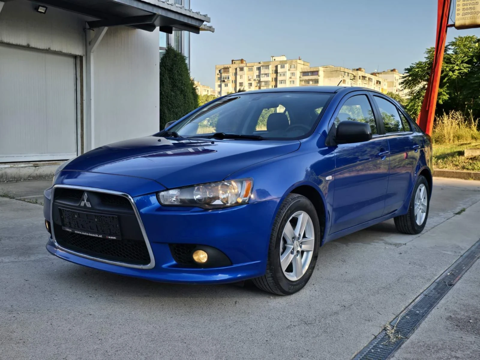 Mitsubishi Lancer 1.5i 110kc.