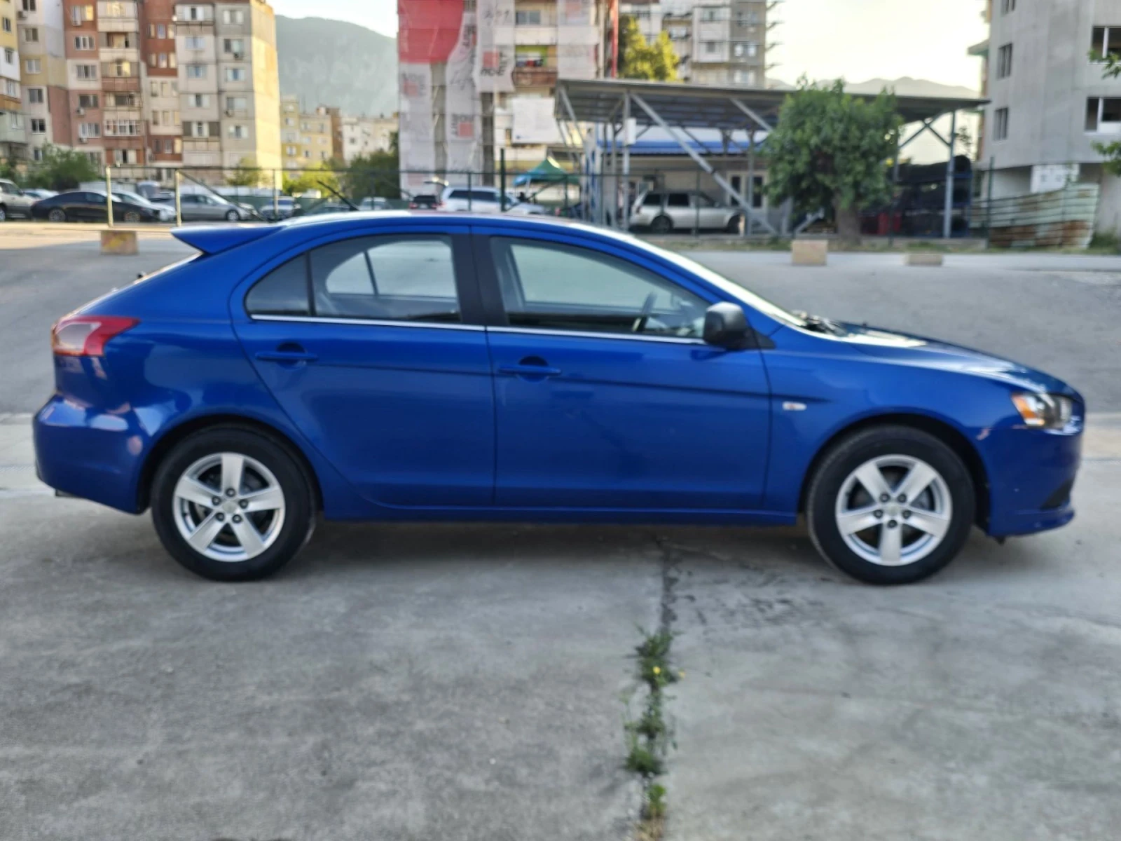 Mitsubishi Lancer 1.5i 110kc., снимка 5 - Автомобили и джипове - 54925361
