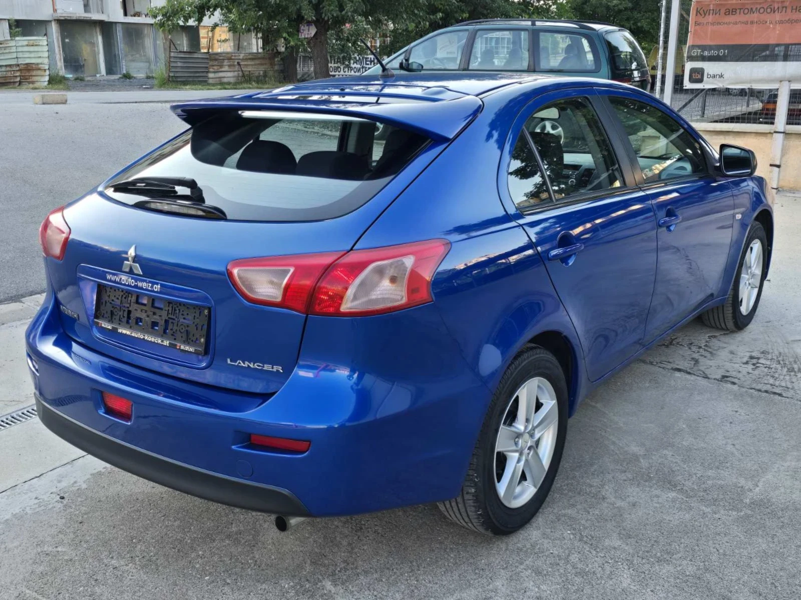 Mitsubishi Lancer 1.5i 110kc., снимка 4 - Автомобили и джипове - 54925361