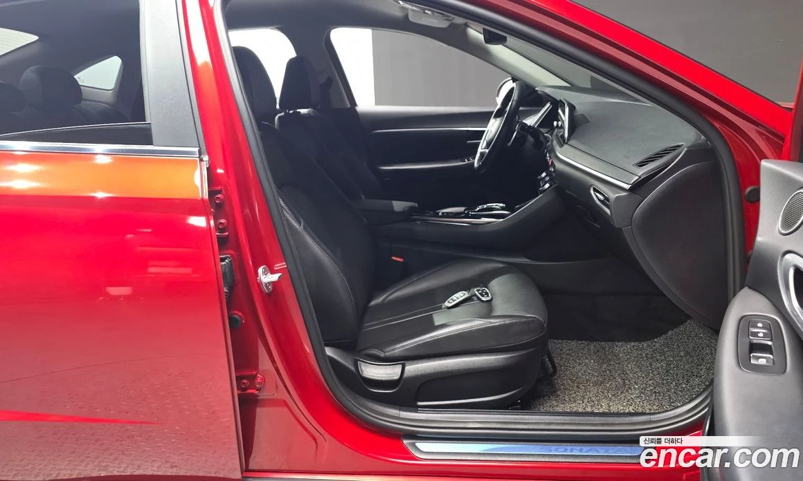 Hyundai Sonata 2.0 Premium, снимка 16 - Автомобили и джипове - 55676653