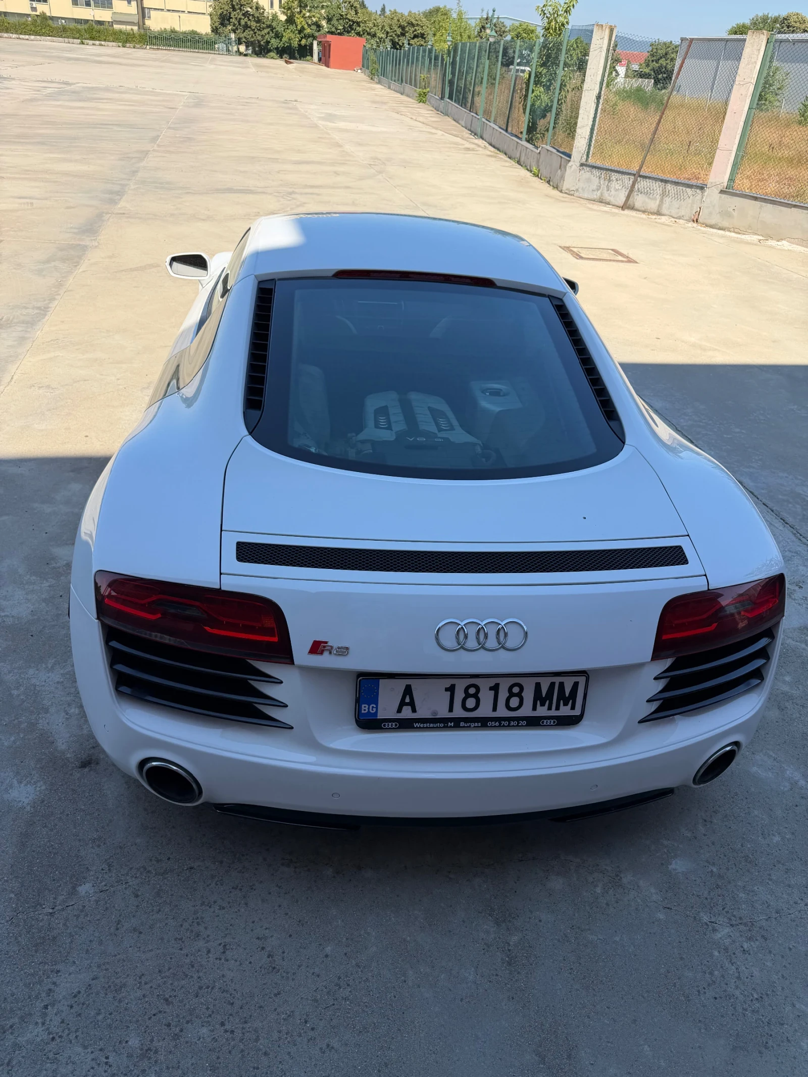 Audi R8 V8, снимка 3 - Автомобили и джипове - 55854275