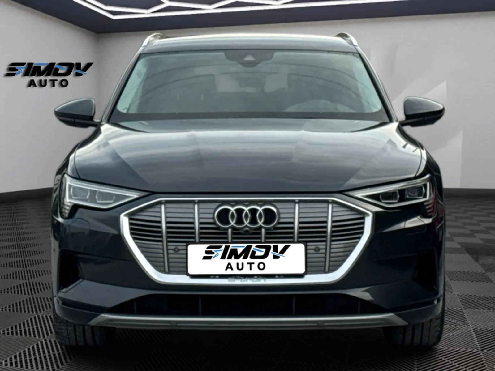 Audi E-Tron 55 95KWH HEAD-UP ОБДУХВАНЕ KEYLESSGO КАМЕРИ 360, снимка 5 - Автомобили и джипове - 56167161