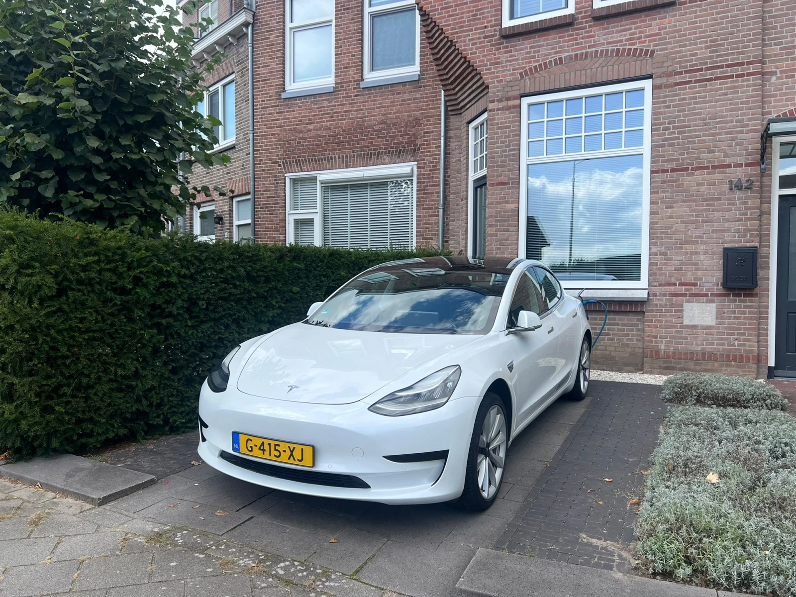 Tesla Model 3 Standart Range + , снимка 2 - Автомобили и джипове - 56725410