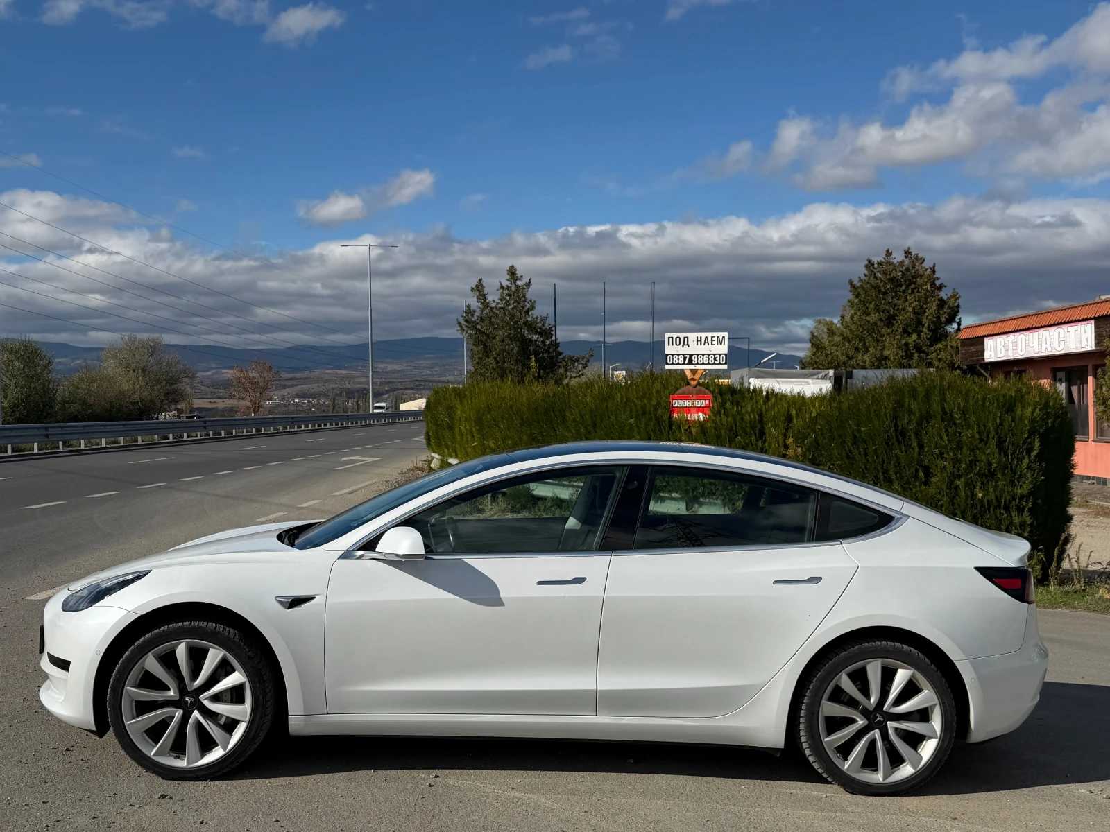 Tesla Model 3 Standart Range + , снимка 9 - Автомобили и джипове - 56725410