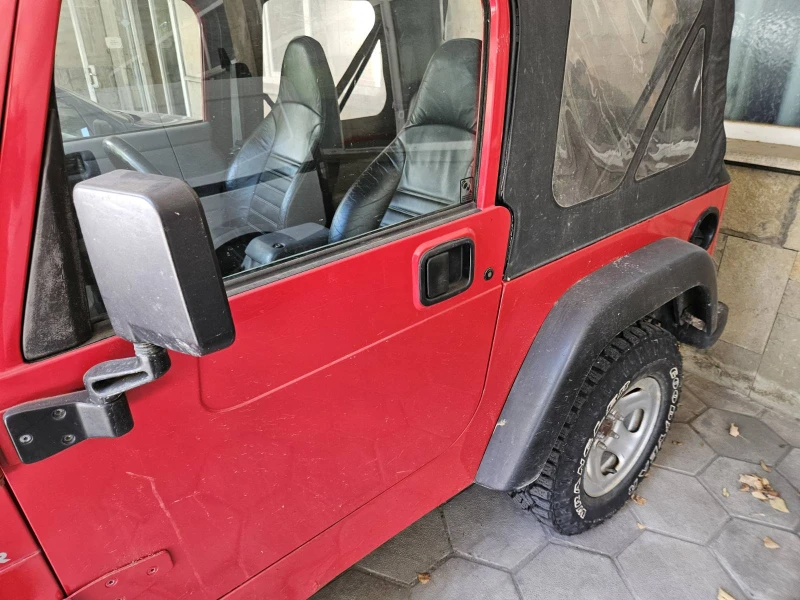 Jeep Wrangler, снимка 3 - Автомобили и джипове - 47664622