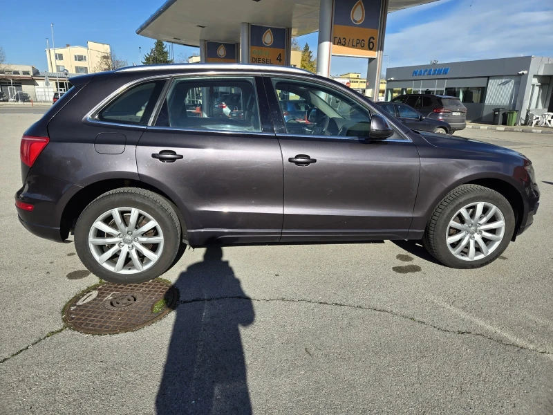 Audi Q5, снимка 8 - Автомобили и джипове - 52535591