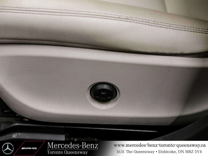 Mercedes-Benz GLA * GLA250 4M * CARFAX * ЦЕНА ДО БГ, снимка 13 - Автомобили и джипове - 53096819