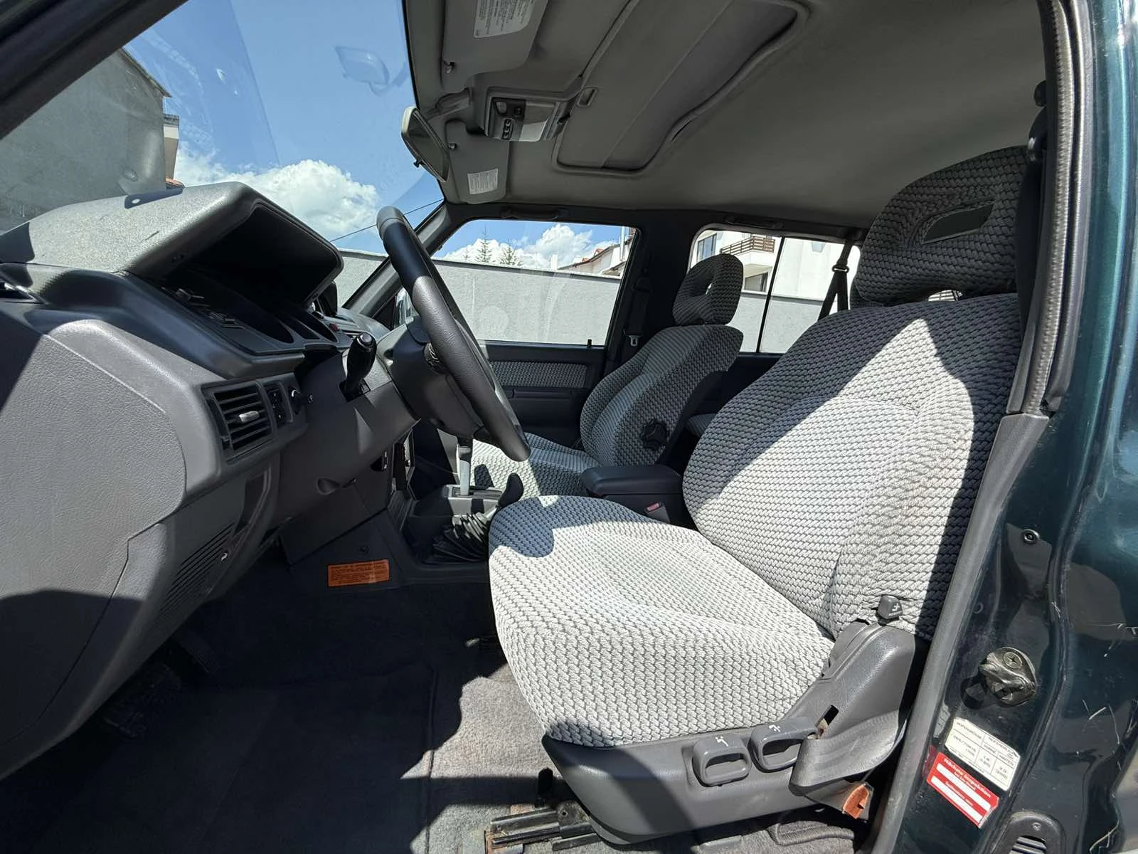 Mitsubishi Pajero 3.0 V6 GLS - изображение 8