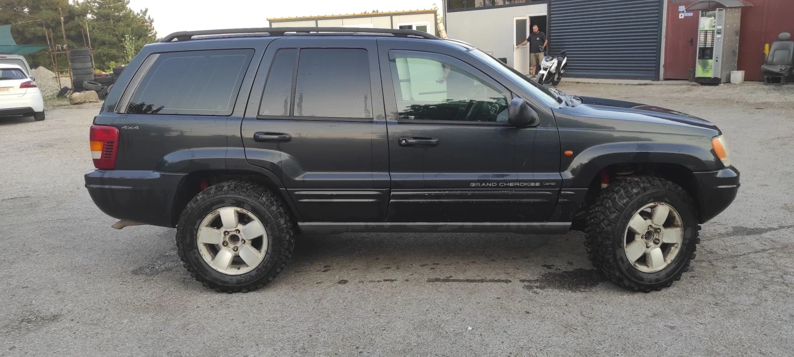 Jeep Grand cherokee  - изображение 3
