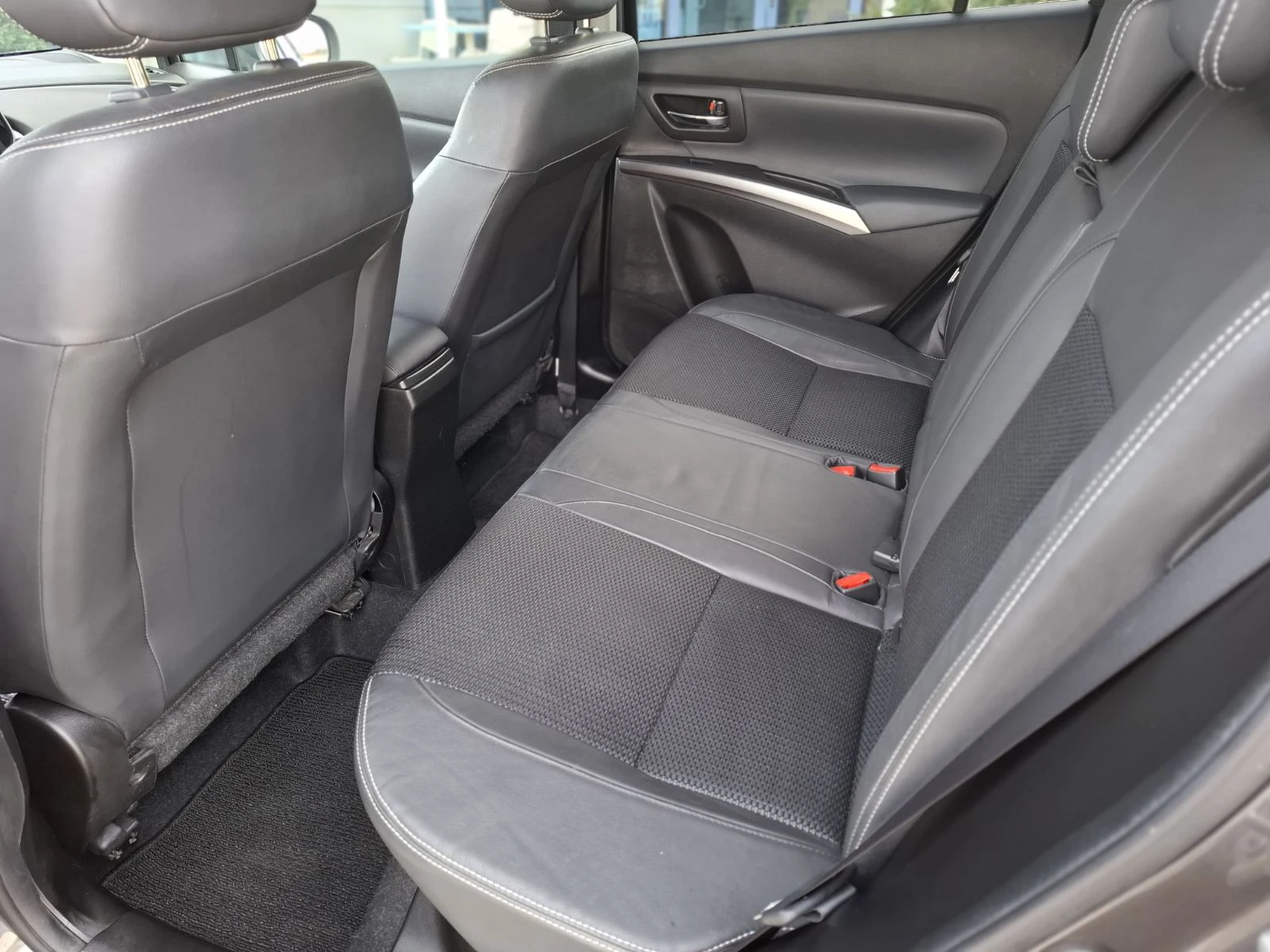 Suzuki SX4 S-Cross GLX 6AT 4x4 Hybrid | Mobile.bg � ����������� 6