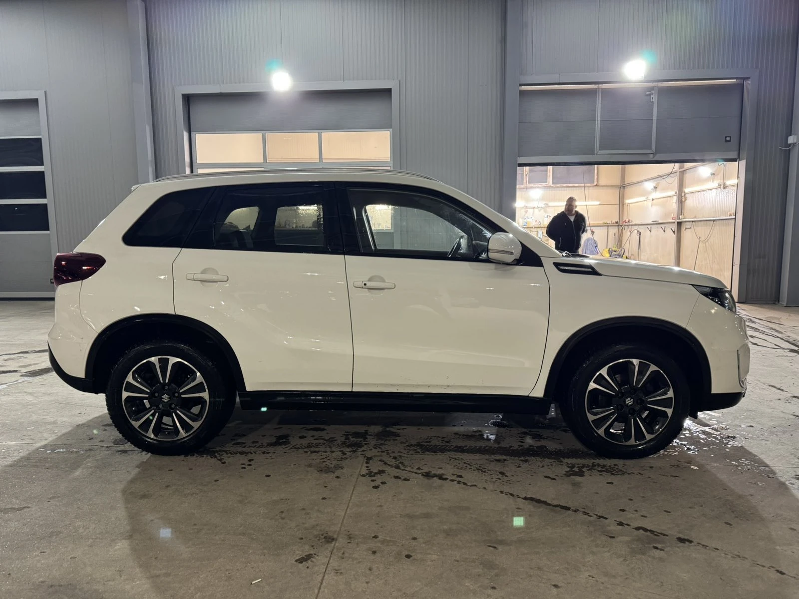 Suzuki Vitara 1.4* 130ps* 4x4* 6ск* GAS/HYBRID* DISTR* КАМЕРА* , снимка 6 - Автомобили и джипове - 53846064