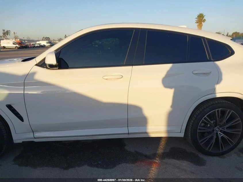 BMW X4 xDrive30i С РЕГИСТРАЦИЯ & АВТО КРЕДИТ, снимка 5 - Автомобили и джипове - 53880016