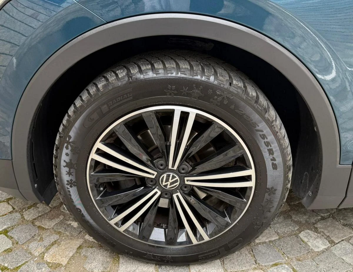VW Tiguan 2.0 TDI SCR, снимка 17 - Автомобили и джипове - 54068935