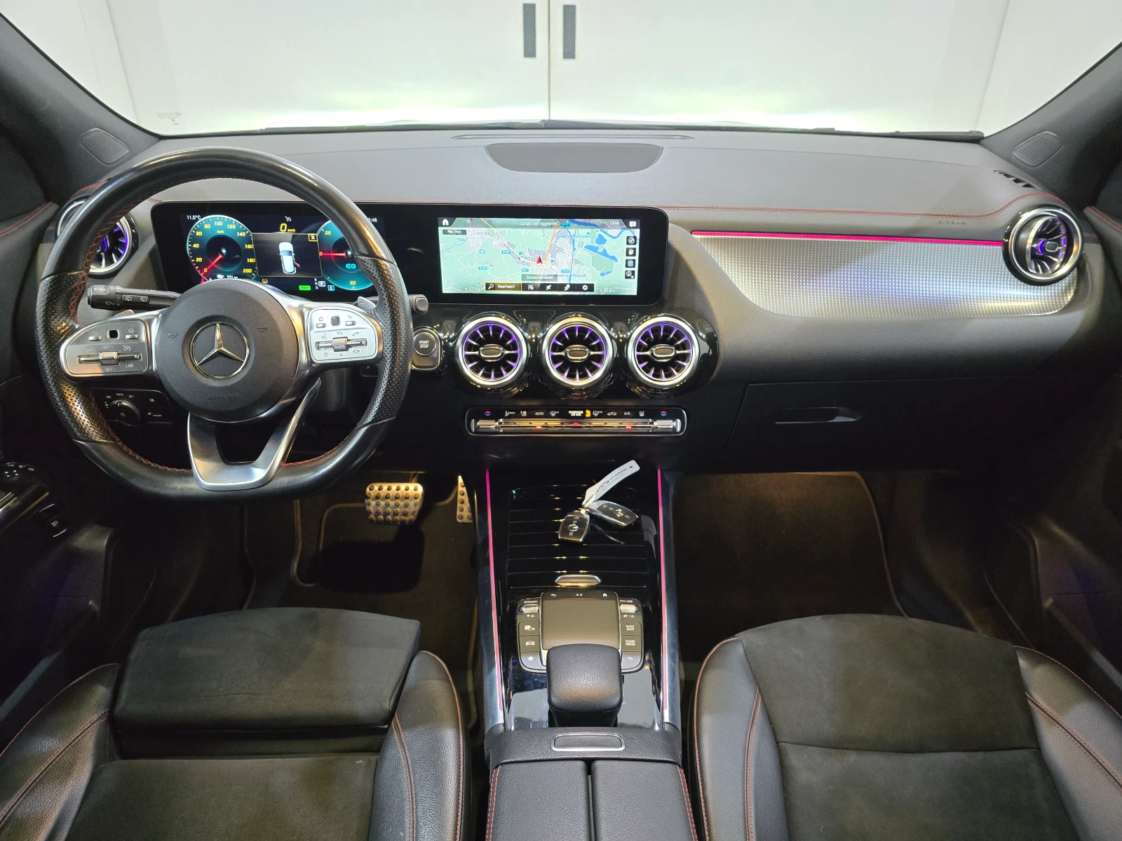 Mercedes-Benz EQA 250 67KWH AMG, снимка 14 - Автомобили и джипове - 54114058