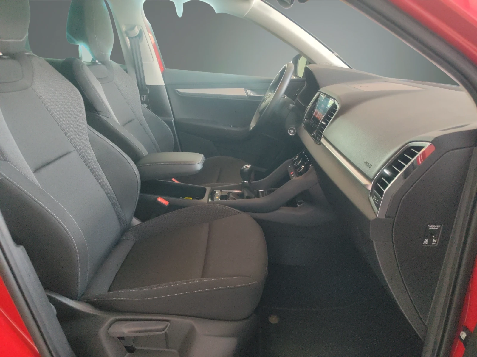Skoda Karoq Амбишън 1.5 TSI / 150 к.с., снимка 12 - Автомобили и джипове - 55577314
