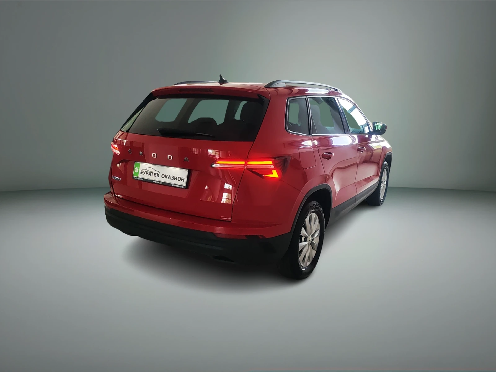 Skoda Karoq Амбишън 1.5 TSI / 150 к.с., снимка 4 - Автомобили и джипове - 55577314