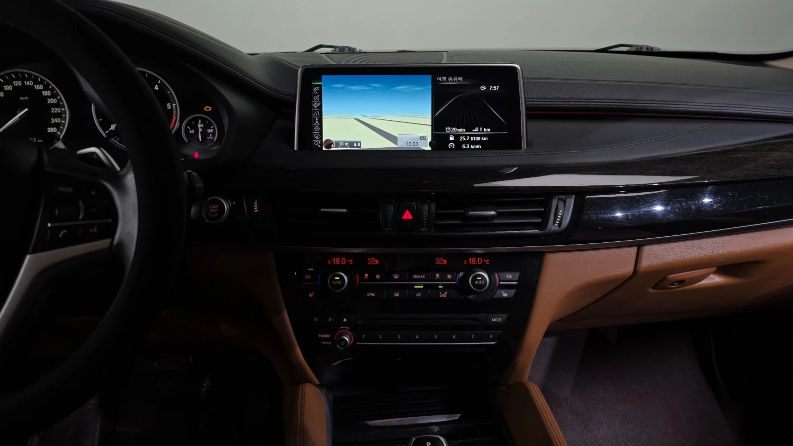 BMW X6 xDrive 30d | HUD | 360  камера | Панорама, снимка 14 - Автомобили и джипове - 55803654