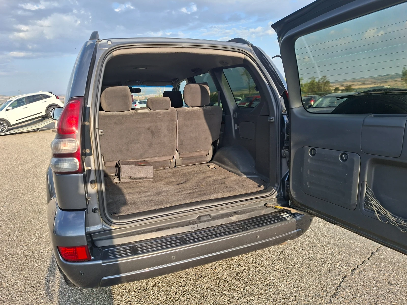 Toyota Land cruiser 3, 0 d4d, снимка 10 - Автомобили и джипове - 55824780