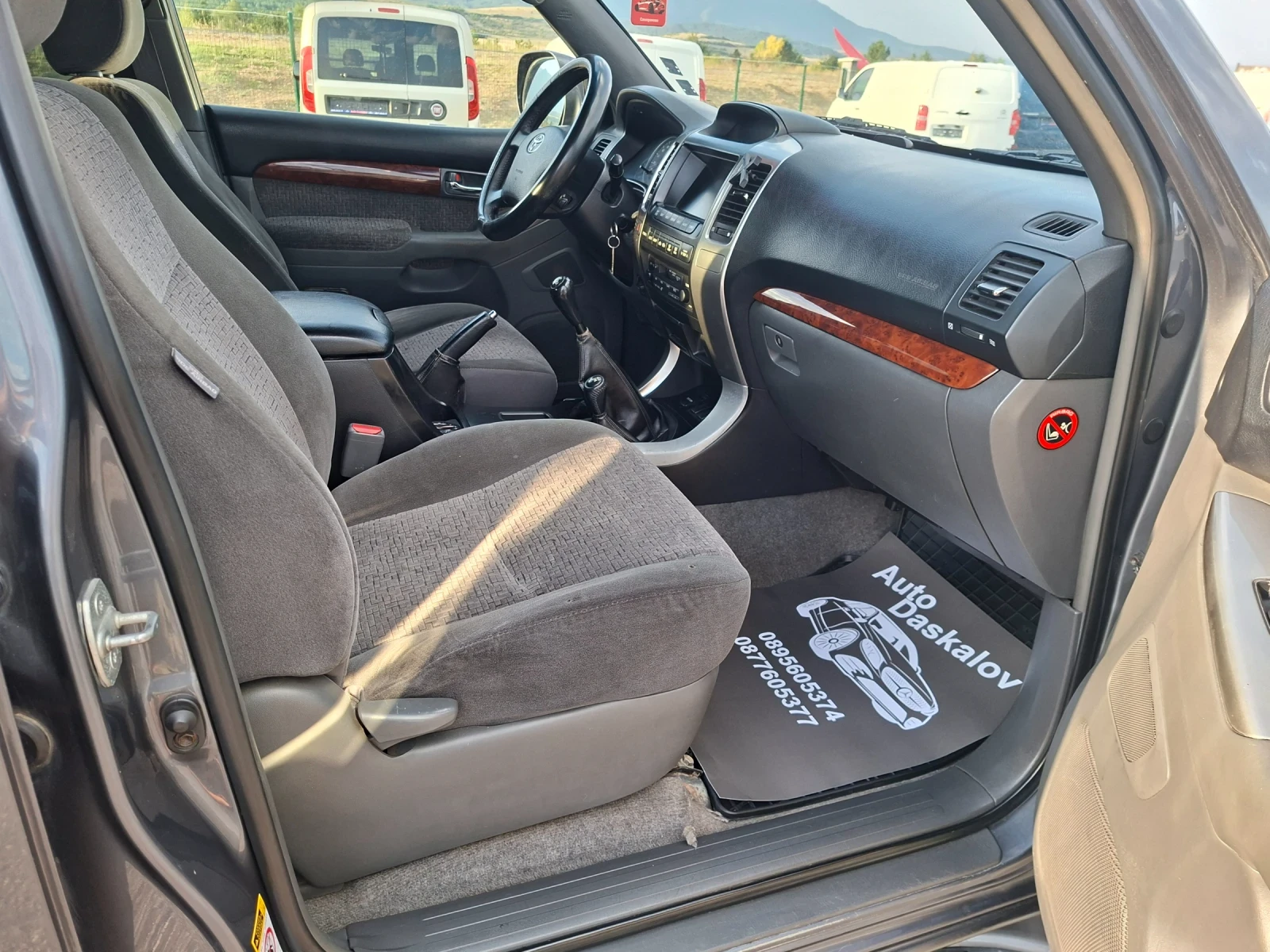 Toyota Land cruiser 3, 0 d4d, снимка 17 - Автомобили и джипове - 55824780