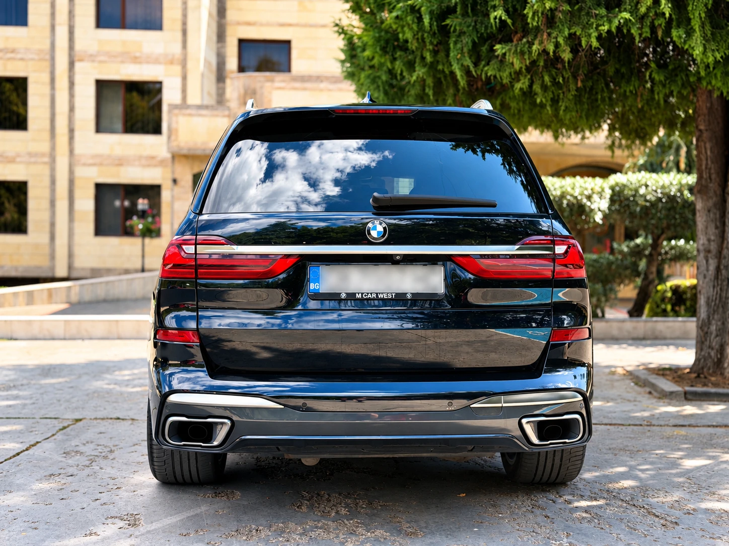 BMW X7 M50d Individual 6 + 1, снимка 16 - Автомобили и джипове - 56130447