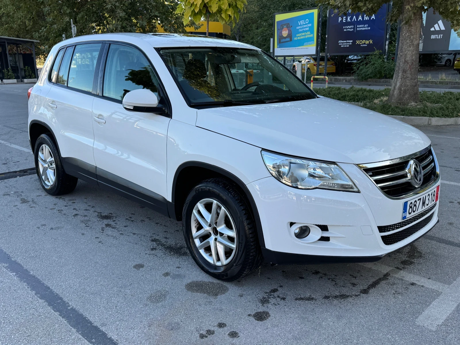 VW Tiguan 2.0 TDI 4х4 навигация панорама , снимка 3 - Автомобили и джипове - 56328750