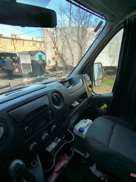 Renault Master, снимка 9 - Бусове и автобуси - 53696284