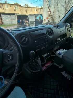 Renault Master, снимка 8 - Бусове и автобуси - 53696284