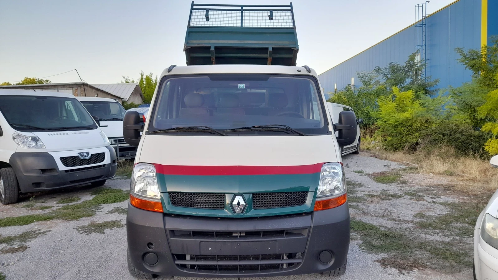Renault Master Самосвал 3.5т В кат 6ск - изображение 2
