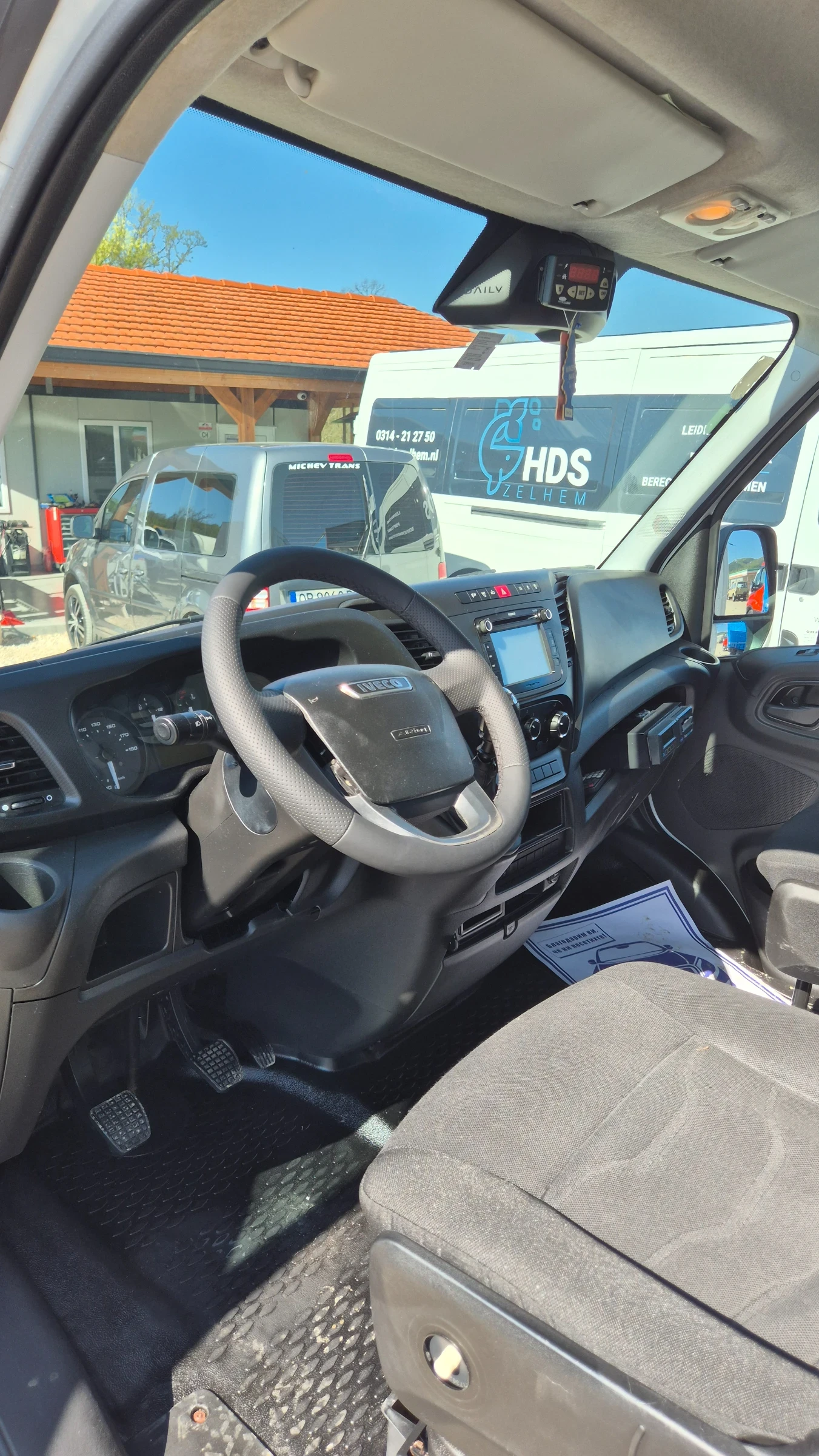 Iveco Daily 35c15* ХЛАДИЛЕН* 4.20м.* , снимка 8 - Бусове и автобуси - 54159063