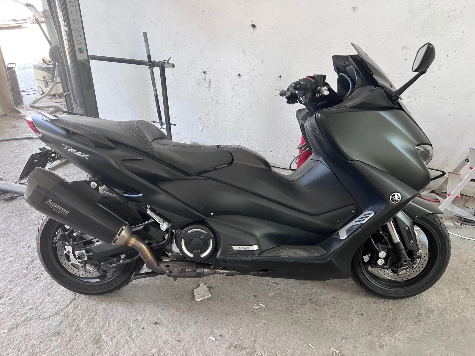 Yamaha T-max 560 - изображение 8