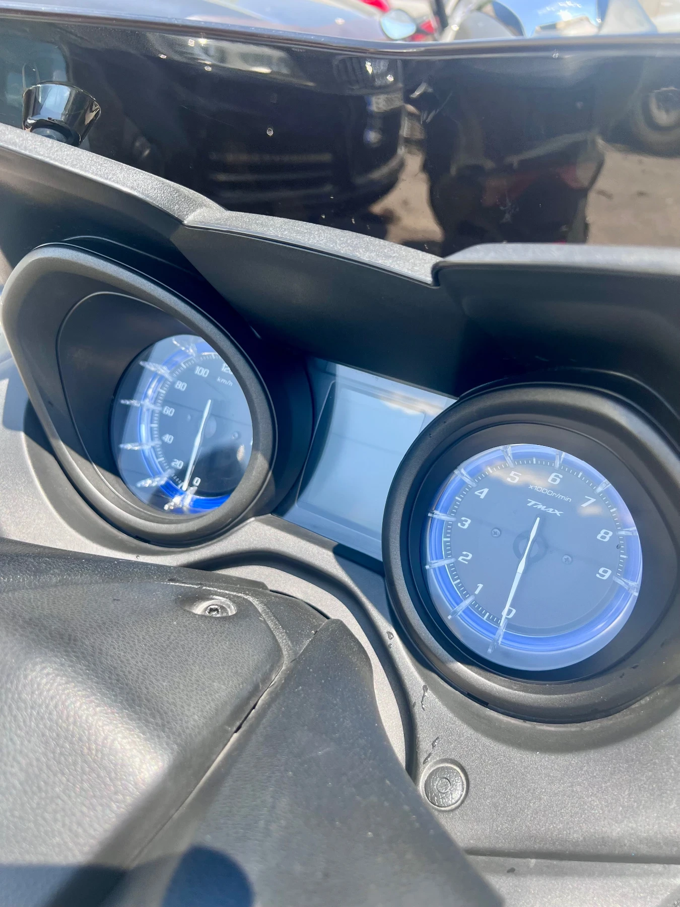 Yamaha T-max 560 - изображение 5