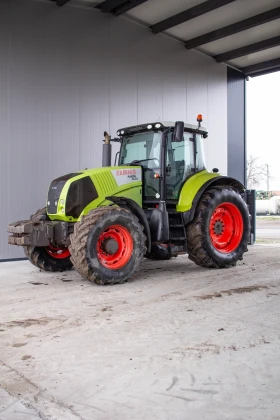 Трактор Claas AXION 840, снимка 1