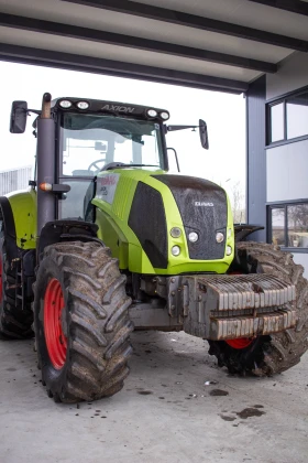 Трактор Claas AXION 840, снимка 7