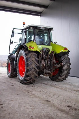 Трактор Claas AXION 840, снимка 4