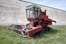 Комбайн International undefined | Auto.bg — изображение 4