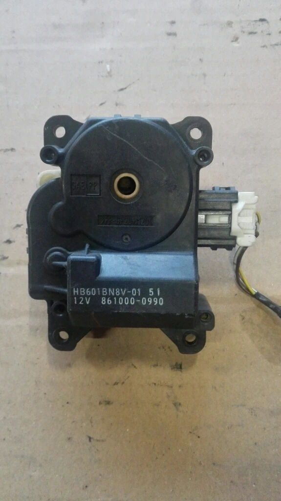 Ел клапа парно Мазда 3 (мазда 5) 1,6Д