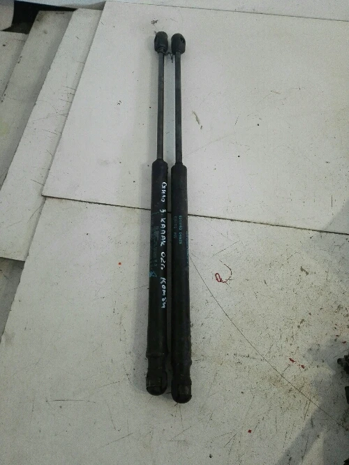 Амортисьори заден капак Фиат Стило комби