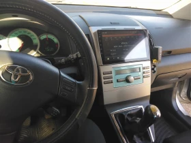 Toyota Corolla verso, снимка 2