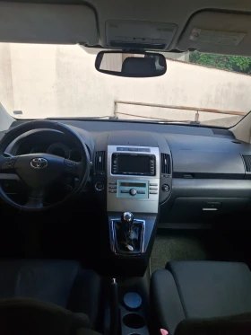 Toyota Corolla verso 1.8 vvt-i, снимка 8