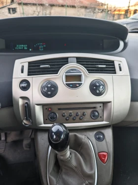 Renault Scenic 1.9 TDI   6+ 1, снимка 8