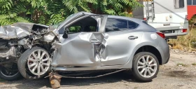 Mazda 3 2.0i 120 BM PE | Mobile.bg    10