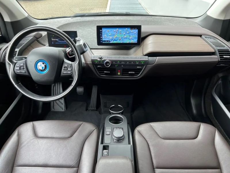 BMW i3 Carplay/Keyless, снимка 4 - Автомобили и джипове - 45070022