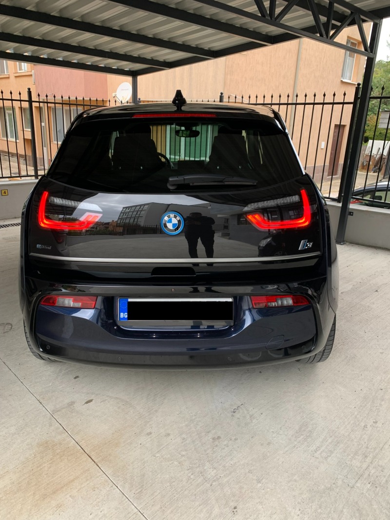 BMW i3 Carplay/Keyless, снимка 2 - Автомобили и джипове - 45070022