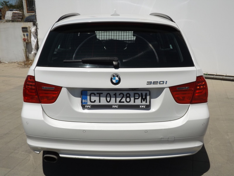 BMW 320, снимка 6 - Автомобили и джипове - 46432556