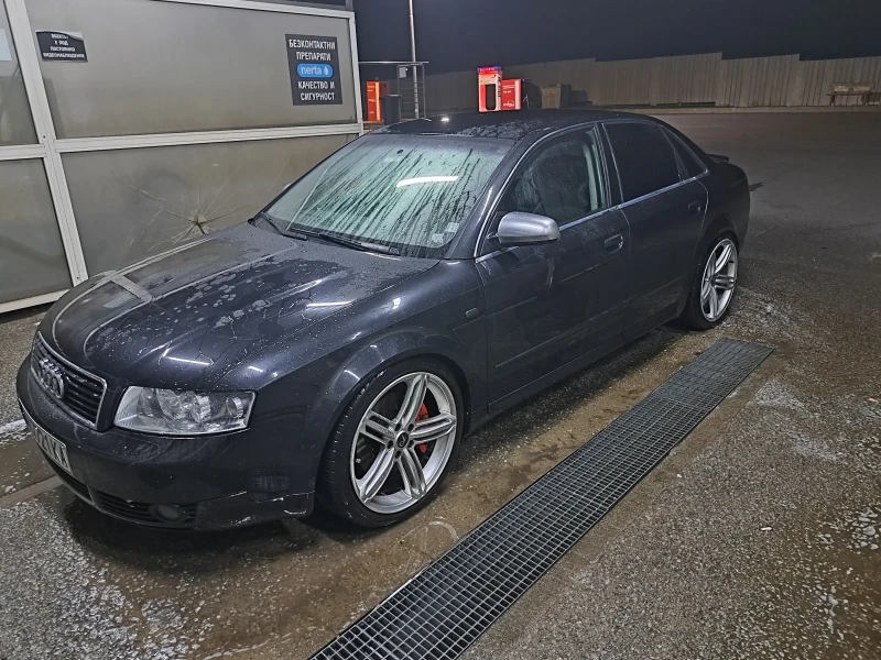 Audi A4 1.8Т, снимка 2 - Автомобили и джипове - 47549568